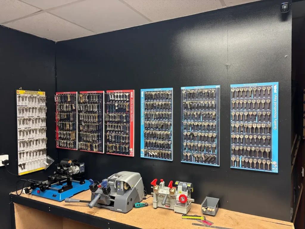 Victoria Locksmith providing trusted local locksmith services in Merced CA